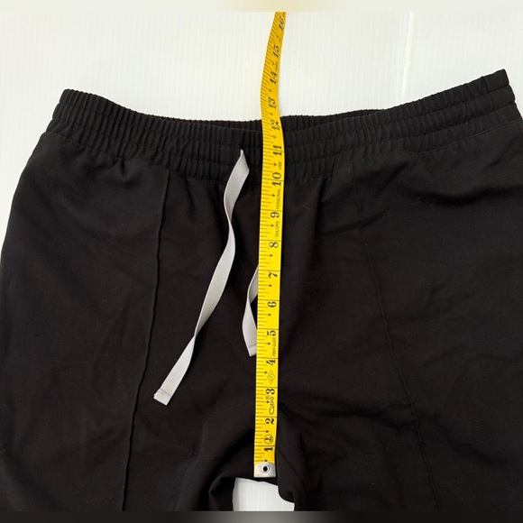 Figs Front Seam Jogger Pants - M - Picture 14 of 14